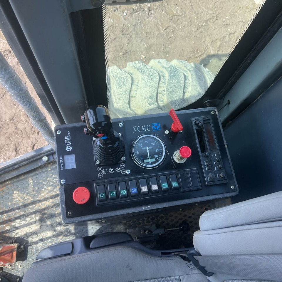 XCMG GR2153 - Grader: picture 4 XCMG GR2153 - Grader: picture 4