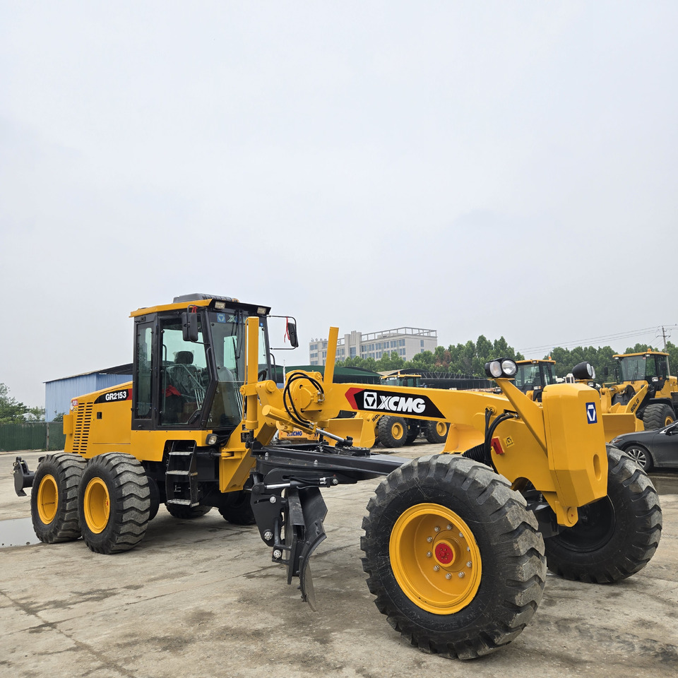 XCMG GR2153 - Grader: picture 2 XCMG GR2153 - Grader: picture 2