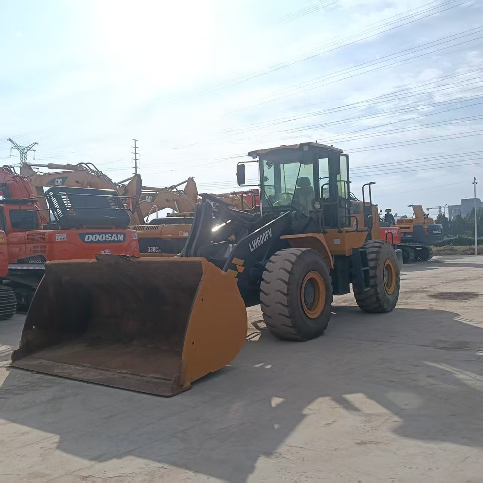 XCMG LW600FV - Wheel loader: picture 3 XCMG LW600FV - Wheel loader: picture 3
