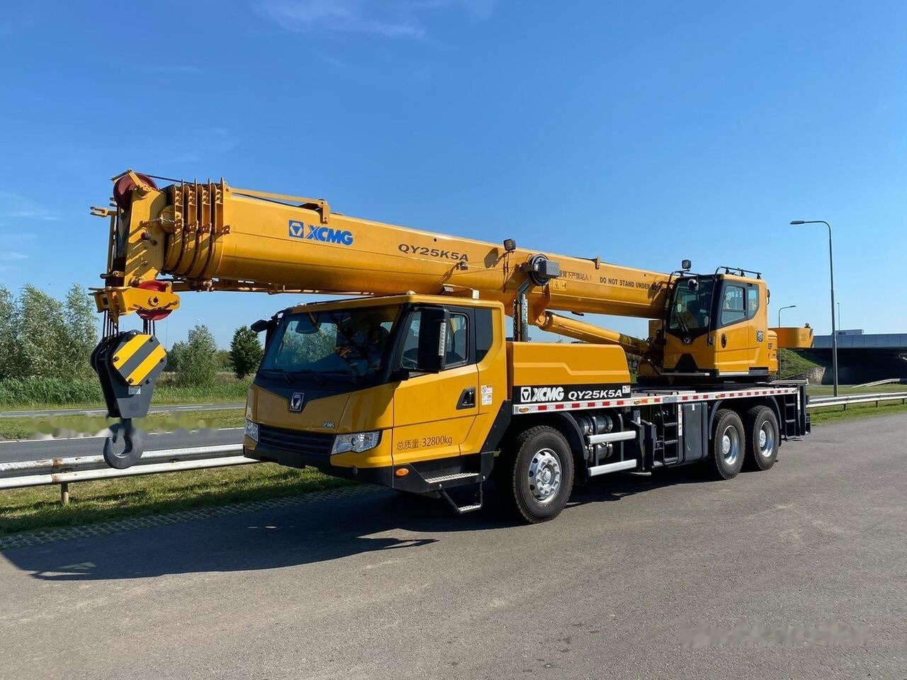 Mobile crane XCMG QY25K: picture 14