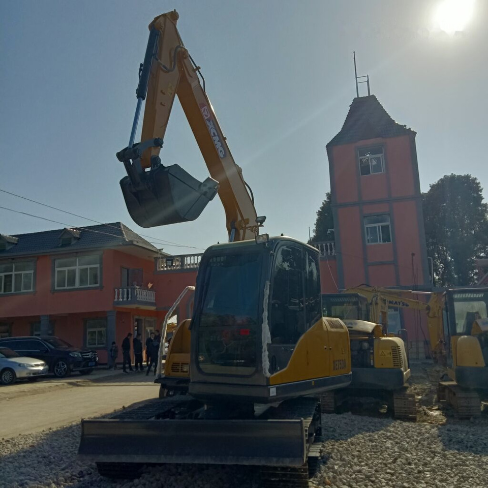 XCMG XE75DA - Mini excavator: picture 3 XCMG XE75DA - Mini excavator: picture 3