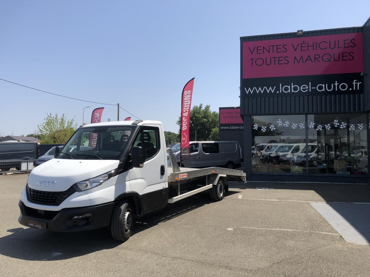 Iveco Daily IVECO PORTE VOITURE DEPANNEUSE 35 S 16 3L0 160 CH EMPATTEMENT 4100 PLATEAU FIX'ALU EQUIP'M - Autotransporter truck: picture 5 Iveco Daily IVECO PORTE VOITURE DEPANNEUSE 35 S 16 3L0 160 CH EMPATTEMENT 4100 PLATEAU FIX'ALU EQUIP'M - Autotransporter truck: picture 5