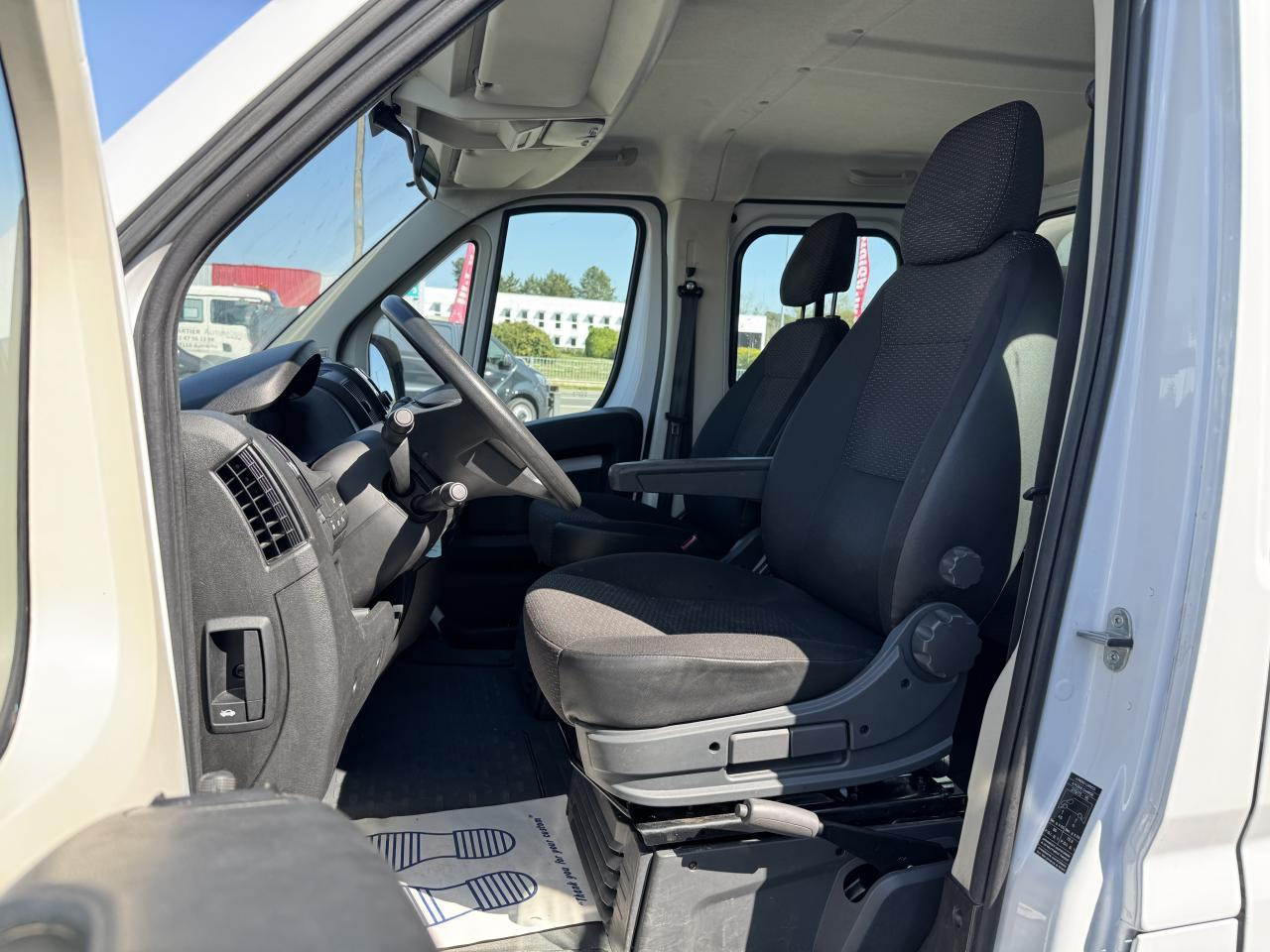 OPEL Movano 3.5t L3 2.2 HDi S&S Maxi - 165CH 2021 BENNE DOUBLE CABINE 6PL - Tipper van, Combi van: picture 4 OPEL Movano 3.5t L3 2.2 HDi S&S Maxi - 165CH 2021 BENNE DOUBLE CABINE 6PL - Tipper van, Combi van: picture 4