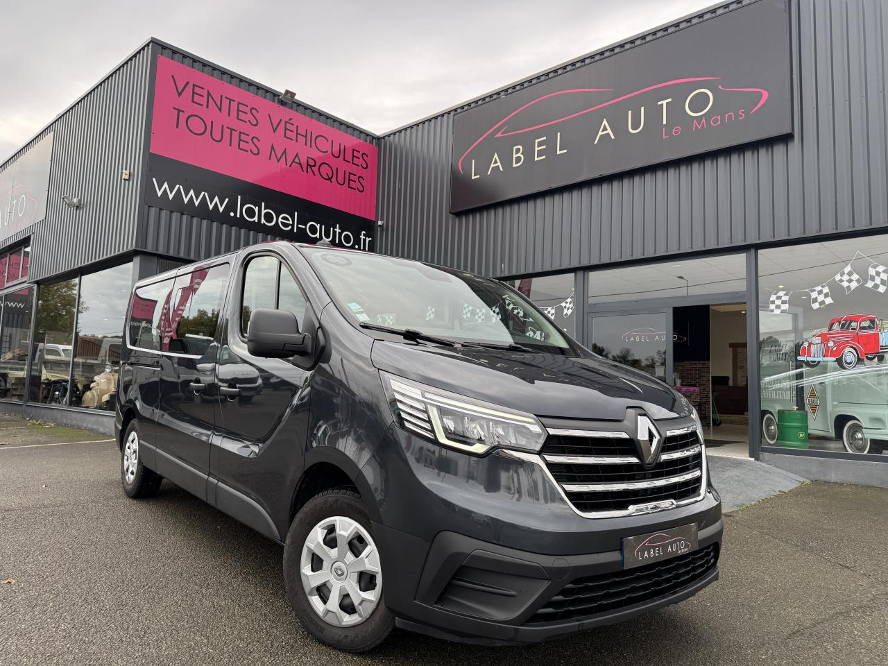 RENAULT Trafic L2 2.0 Energy dCi - 150 - S&S III COMBI Combi Zen L2H1 PHASE 3 - Other machinery: picture 2 RENAULT Trafic L2 2.0 Energy dCi - 150 - S&S III COMBI Combi Zen L2H1 PHASE 3 - Other machinery: picture 2
