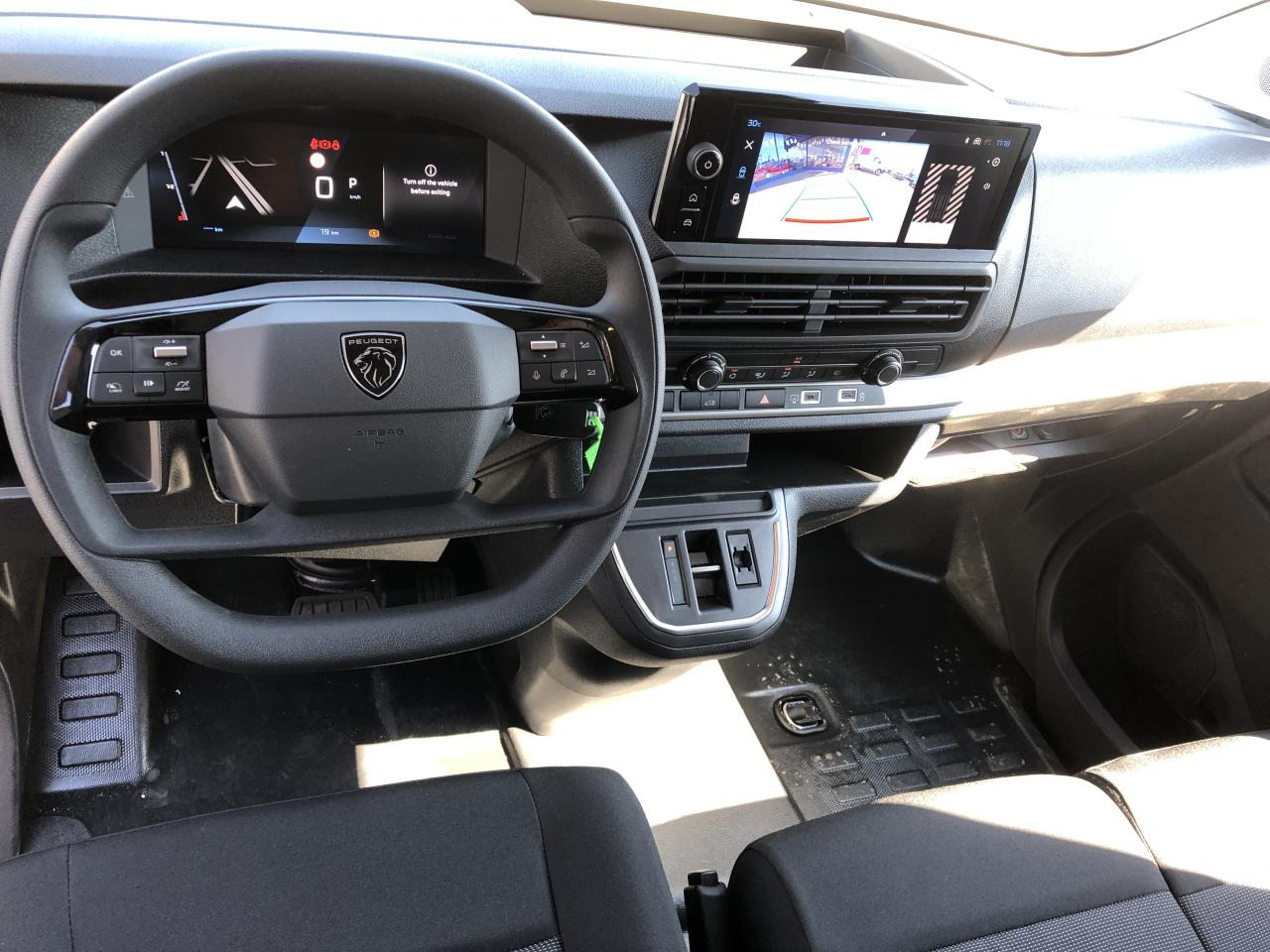 PEUGEOT EXPERT M 2.0 HDI 145CH EAT-8 - Panel van: picture 4 PEUGEOT EXPERT M 2.0 HDI 145CH EAT-8 - Panel van: picture 4