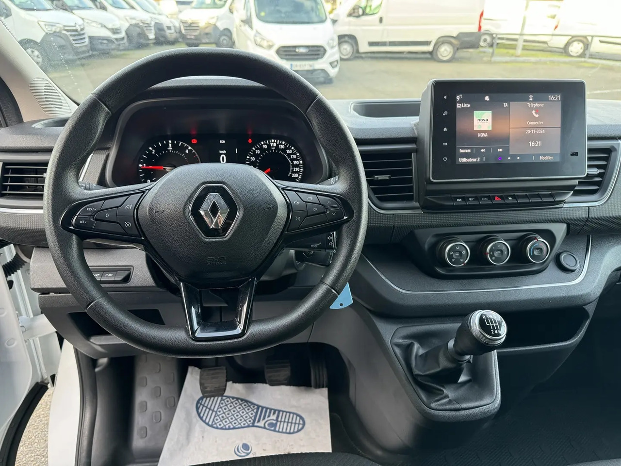 Renault Trafic L2H1 3T 2.0 BLUE DCI 130CH GRAND CONFORT - Panel van: picture 5 Renault Trafic L2H1 3T 2.0 BLUE DCI 130CH GRAND CONFORT - Panel van: picture 5