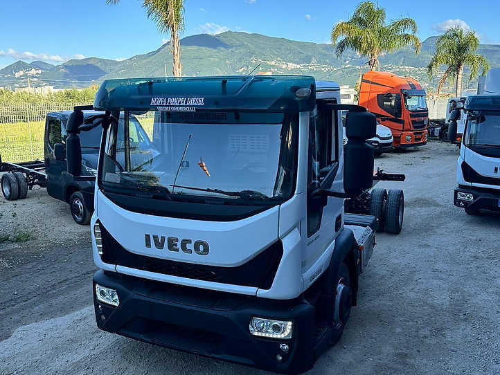 IVECO EUROCARGO 120E25 - Cab chassis truck: picture 3 IVECO EUROCARGO 120E25 - Cab chassis truck: picture 3