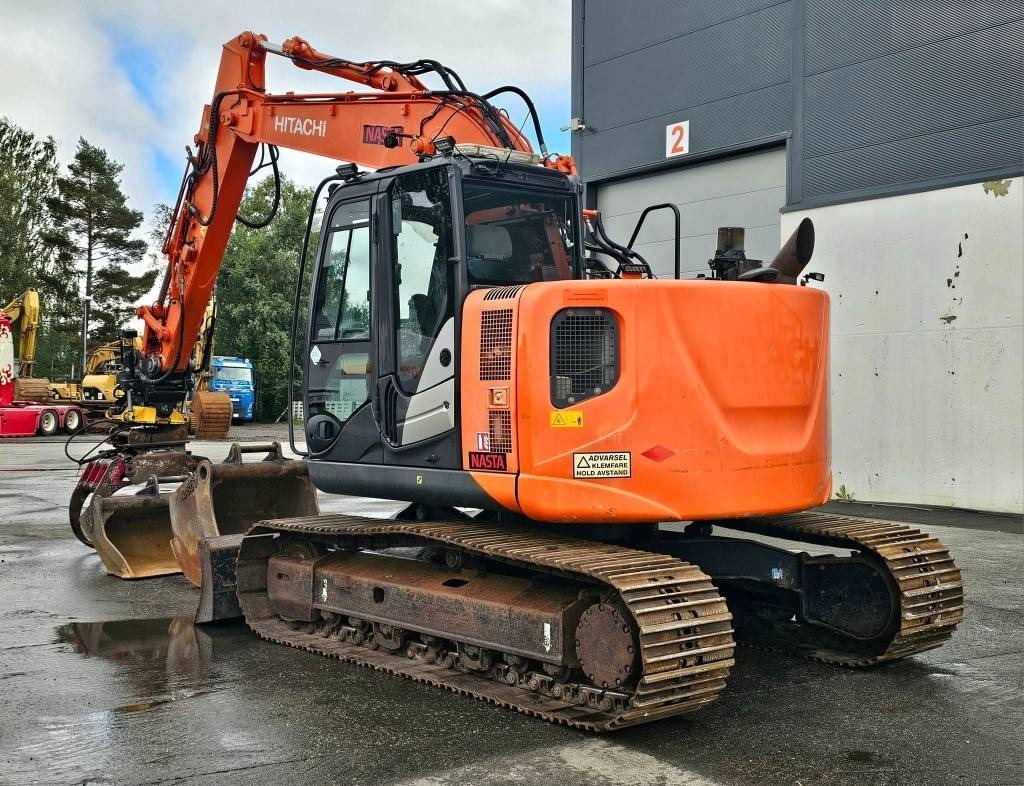Hitachi ZX 135 US-5 - Crawler excavator: picture 3 Hitachi ZX 135 US-5 - Crawler excavator: picture 3