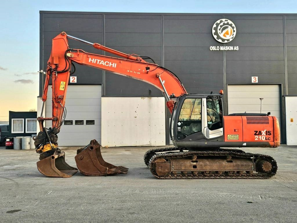 Hitachi ZX 210 LC-3 - Crawler excavator: picture 2 Hitachi ZX 210 LC-3 - Crawler excavator: picture 2