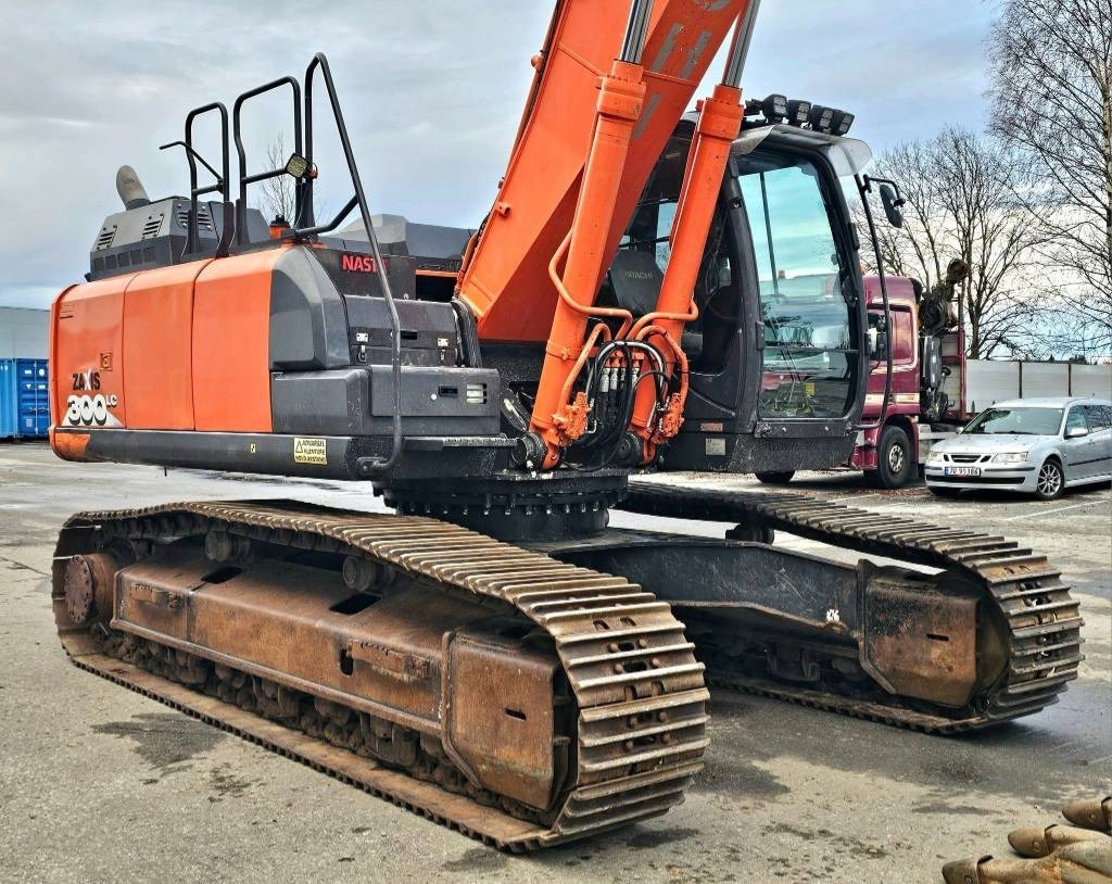 Crawler excavator Hitachi ZX 300 LC-6: picture 10