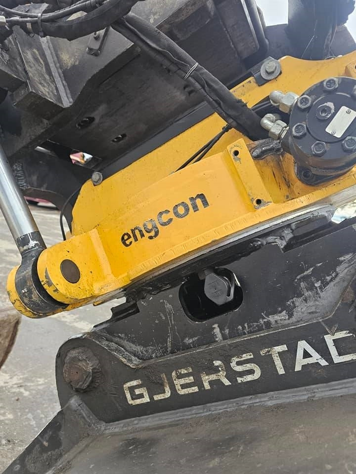 Crawler excavator Hitachi ZX 300 LC-6: picture 25