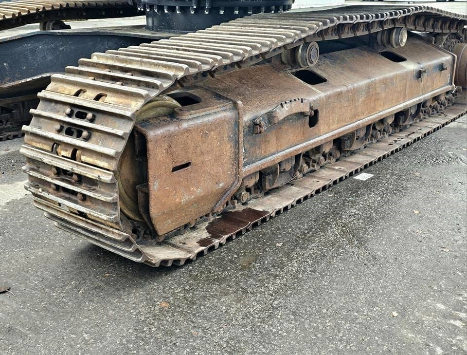 Crawler excavator Hitachi ZX 300 LC-6: picture 16