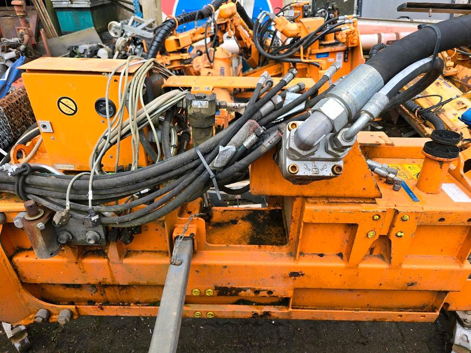 Mulag Hydraulikanlage Hydraulikagregat für Mähausleger Böschungsmäher Böschungsmulcher FME MKM 500 600 700 RSM MHU Dücker DUA UNA Unimog Leistungshydraulik - Attachment for Flail mower/ Mulcher: picture 4 Mulag Hydraulikanlage Hydraulikagregat für Mähausleger Böschungsmäher Böschungsmulcher FME MKM 500 600 700 RSM MHU Dücker DUA UNA Unimog Leistungshydraulik - Attachment for Flail mower/ Mulcher: picture 4