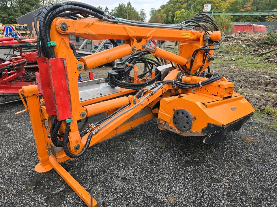 Leasing of  Dücker DUA 700 für Fendt Deutz Böschungsmäher Böschungsmulcher Traktor Bankettmäher 800 600 Mulag Una MHU Dücker DUA 700 für Fendt Deutz Böschungsmäher Böschungsmulcher Traktor Bankettmäher 800 600 Mulag Una MHU: picture 7