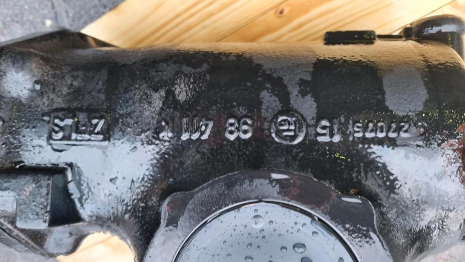 Lenkgetriebe Unimog 405 U423 Servolenkung 430 427 429 527 530 Mercedes Benz - Steering gear for Utility/ Special vehicle: picture 3 Lenkgetriebe Unimog 405 U423 Servolenkung 430 427 429 527 530 Mercedes Benz - Steering gear for Utility/ Special vehicle: picture 3