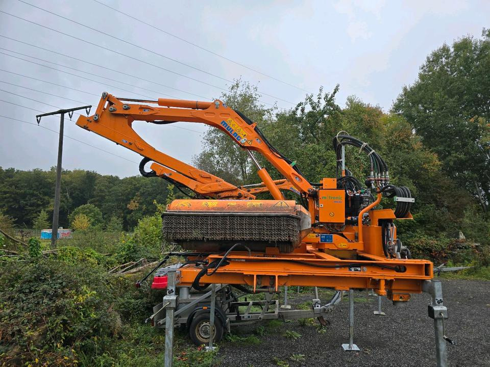 Mulag MHU 800 2020 Mähausleger Böschungsmäher Böschungsmulcher für Unimog 405 U 300 400 500 318 423 427 430 527 535 530 Mercedes-Benz - Boom mower: picture 4 Mulag MHU 800 2020 Mähausleger Böschungsmäher Böschungsmulcher für Unimog 405 U 300 400 500 318 423 427 430 527 535 530 Mercedes-Benz - Boom mower: picture 4