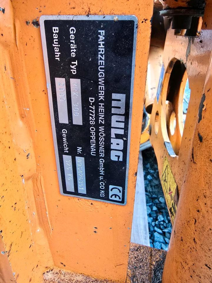 Boom mower Mulag MKM 700 Böschungsmäher Böschungsmulcher FME für Unimog 405 UGE UGN U300 400 500 423 427 430 530 MHU MFK DUA UNA: picture 15 Boom mower Mulag MKM 700 Böschungsmäher Böschungsmulcher FME für Unimog 405 UGE UGN U300 400 500 423 427 430 530 MHU MFK DUA UNA: picture 15