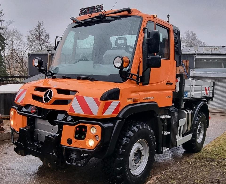 Unimog 405 U318 EAS 640-Betriebsstunden Mercedes-Benz 318 323 327 Automatik Euro6 - Dropside/ Flatbed truck, Utility/ Special vehicle: picture 2 Unimog 405 U318 EAS 640-Betriebsstunden Mercedes-Benz 318 323 327 Automatik Euro6 - Dropside/ Flatbed truck, Utility/ Special vehicle: picture 2