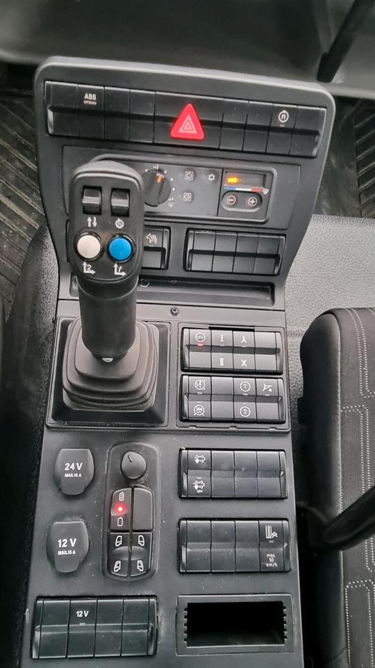 Unimog 405 U318 EAS 640-Betriebsstunden Mercedes-Benz 318 323 327 Automatik Euro6 - Dropside/ Flatbed truck, Utility/ Special vehicle: picture 5 Unimog 405 U318 EAS 640-Betriebsstunden Mercedes-Benz 318 323 327 Automatik Euro6 - Dropside/ Flatbed truck, Utility/ Special vehicle: picture 5