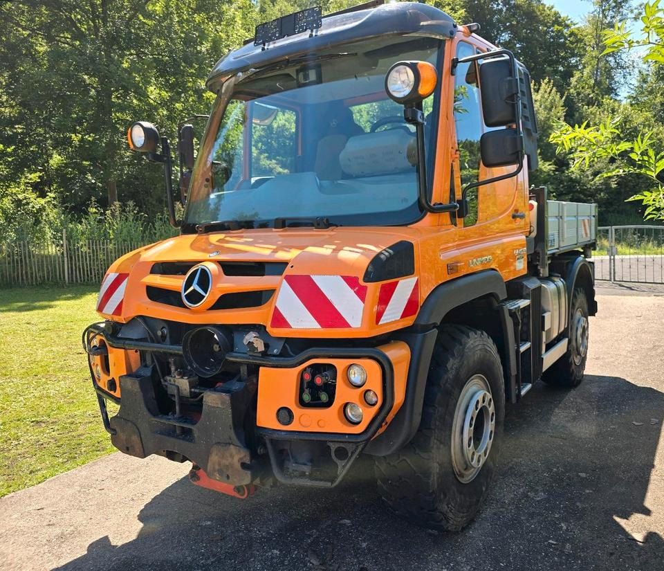 Unimog 405 U423 Mercedes-Benz U 423 Variopilot Easy-Drive Hydrostat 427 430 727 429 Dücker - Dropside/ Flatbed truck, Utility/ Special vehicle: picture 1 Unimog 405 U423 Mercedes-Benz U 423 Variopilot Easy-Drive Hydrostat 427 430 727 429 Dücker - Dropside/ Flatbed truck, Utility/ Special vehicle: picture 1