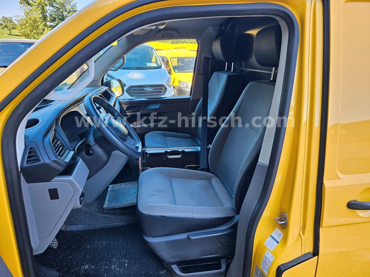 Passenger van Volkswagen T6.1 Transporter LANG MAXI 2xSchiebetüre Camera: picture 9