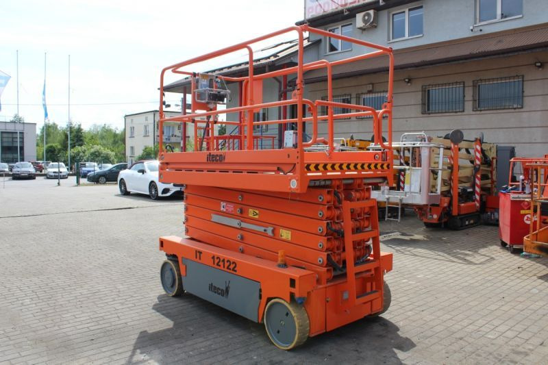 Imer podnośnik nożycowy elektryczny 14 m Imer/Iteco IT12122 scissor lift - Scissor lift: picture 5 Imer podnośnik nożycowy elektryczny 14 m Imer/Iteco IT12122 scissor lift - Scissor lift: picture 5