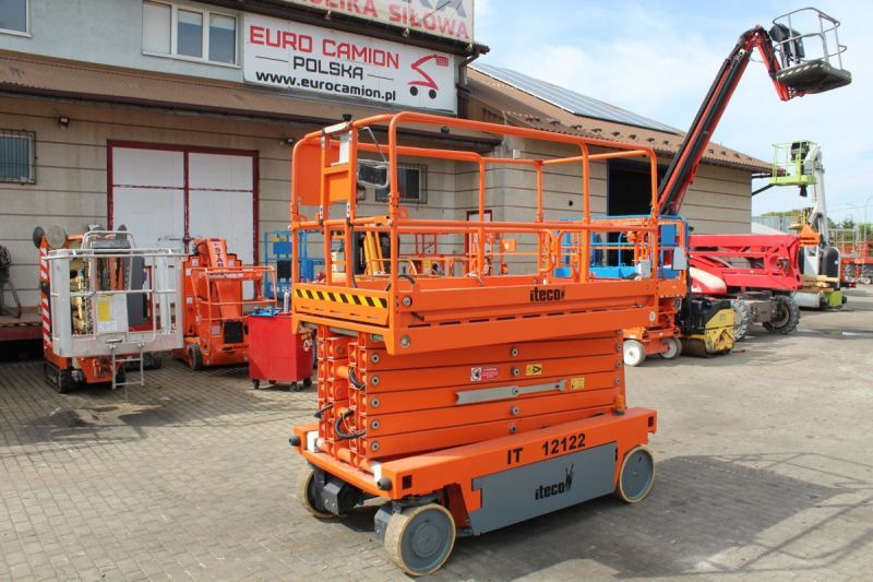 Imer podnośnik nożycowy elektryczny 14 m Imer/Iteco IT12122 scissor lift - Scissor lift: picture 1 Imer podnośnik nożycowy elektryczny 14 m Imer/Iteco IT12122 scissor lift - Scissor lift: picture 1