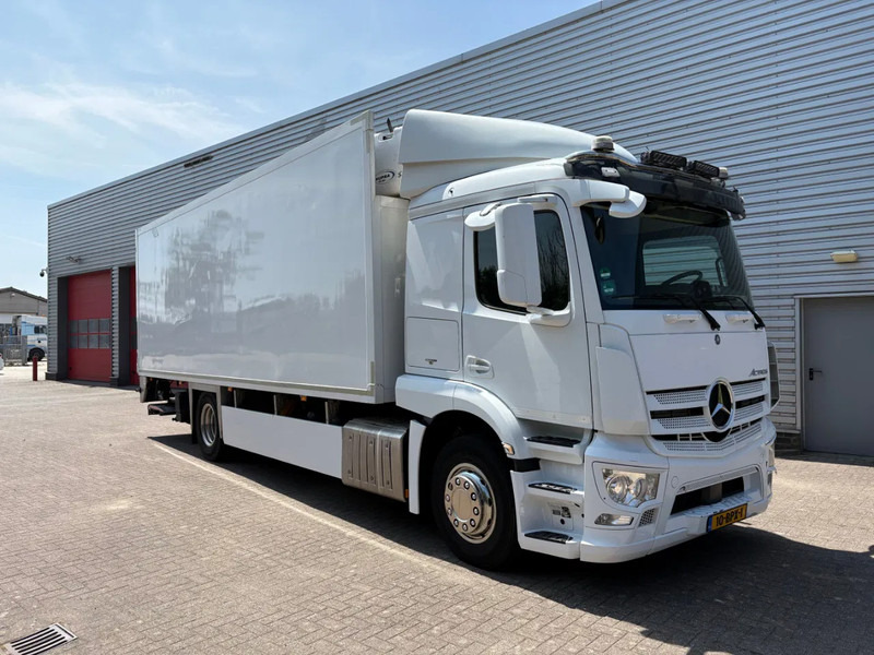Mercedes-Benz Actros 1836 / SUPRA 950 KOELING / SLEEPCAB / LAADKLEP 2 TON / APK - TUV OKTOBER 2025 / - Refrigerator truck: picture 1 Mercedes-Benz Actros 1836 / SUPRA 950 KOELING / SLEEPCAB / LAADKLEP 2 TON / APK - TUV OKTOBER 2025 / - Refrigerator truck: picture 1