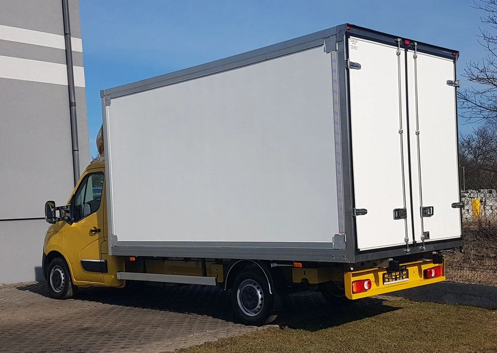 Renault MASTER KONTENER 8EP 4,21x2,23x2,22 KLIMA KRAJOWY MANUAL 6-BIEGÓW - Box van: picture 3 Renault MASTER KONTENER 8EP 4,21x2,23x2,22 KLIMA KRAJOWY MANUAL 6-BIEGÓW - Box van: picture 3
