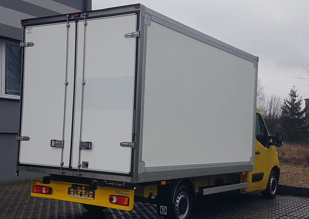 Renault MASTER KONTENER 8EP 4,21x2,23x2,22 KLIMA MANUAL KRAJOWY 6-BIEGÓW - Box van: picture 4 Renault MASTER KONTENER 8EP 4,21x2,23x2,22 KLIMA MANUAL KRAJOWY 6-BIEGÓW - Box van: picture 4