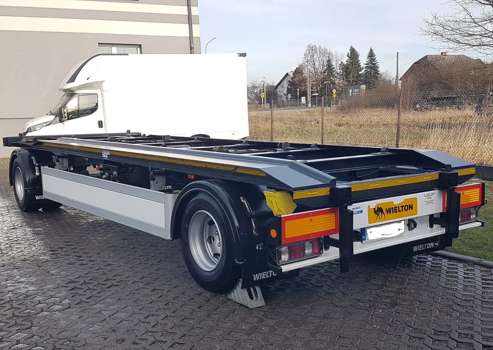 Wielton PS-2 PRZYCZEPA POD KONTENERY DO HAKOWCA 2 OSIE BLIŹNIAKI HUFFERMANN MEILLER ZASŁAW SKIBICKI - Roll-off/ Skip trailer: picture 3 Wielton PS-2 PRZYCZEPA POD KONTENERY DO HAKOWCA 2 OSIE BLIŹNIAKI HUFFERMANN MEILLER ZASŁAW SKIBICKI - Roll-off/ Skip trailer: picture 3