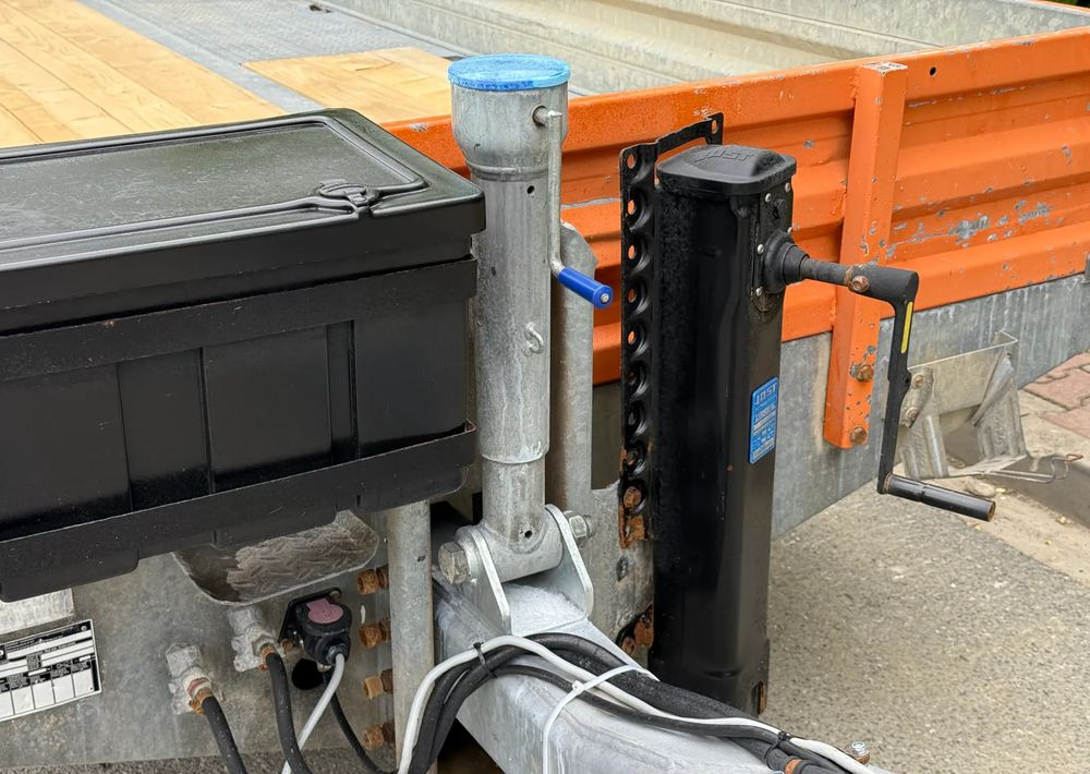 Schmidt * Przyczepa do Przewozu Maszyn Koparek * Schmidt * Najazdy * Jak NOWA - Low loader trailer: picture 4 Schmidt * Przyczepa do Przewozu Maszyn Koparek * Schmidt * Najazdy * Jak NOWA - Low loader trailer: picture 4