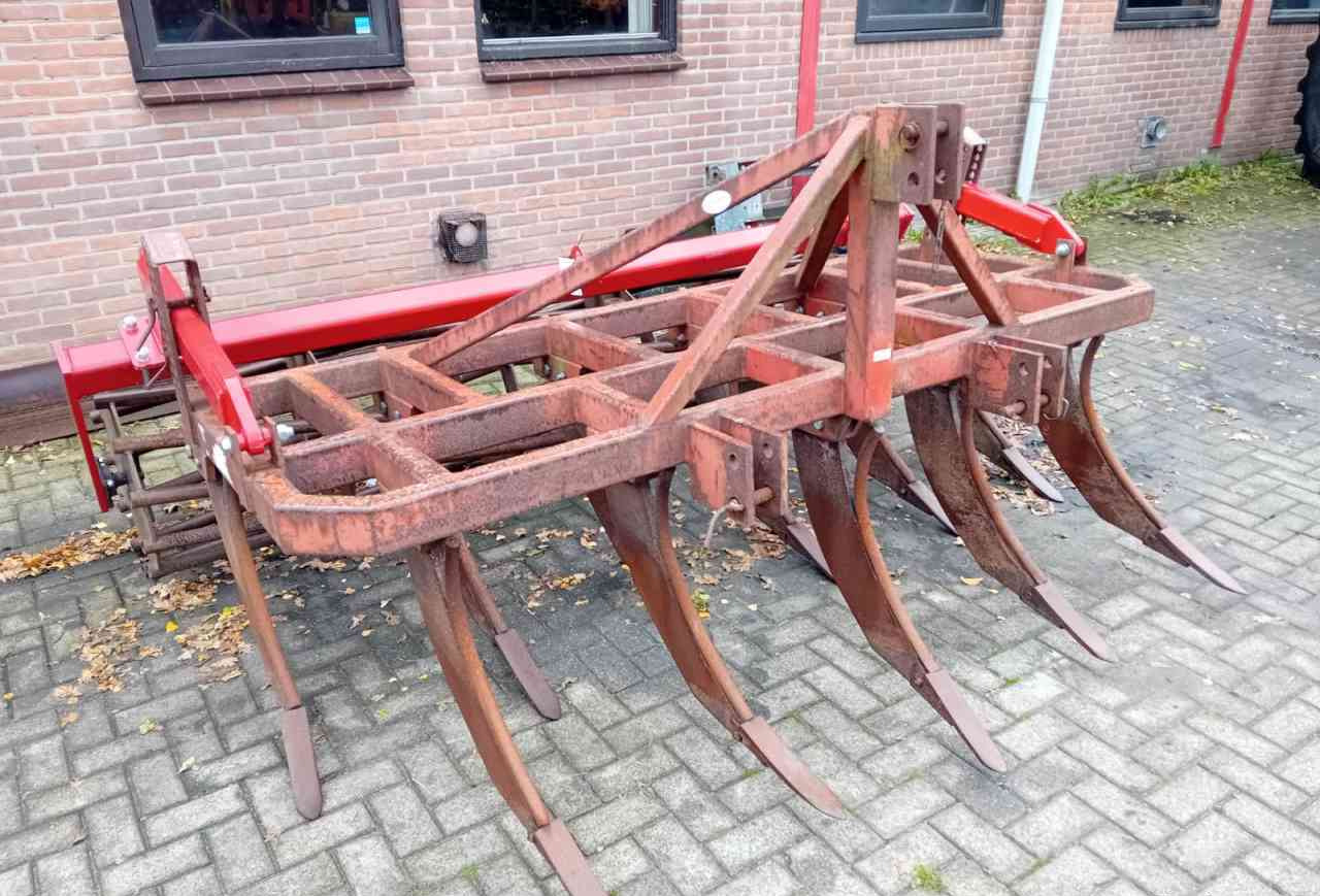 Evers Garron LT-11 vaste tand cultivator grondbewerking - Cultivator: picture 1 Evers Garron LT-11 vaste tand cultivator grondbewerking - Cultivator: picture 1