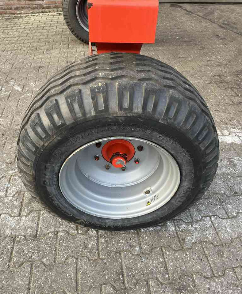 Tedder/ Rake Kuhn GA 8521 zwadhark zwiller rugger rake weidebouwmachines: picture 6