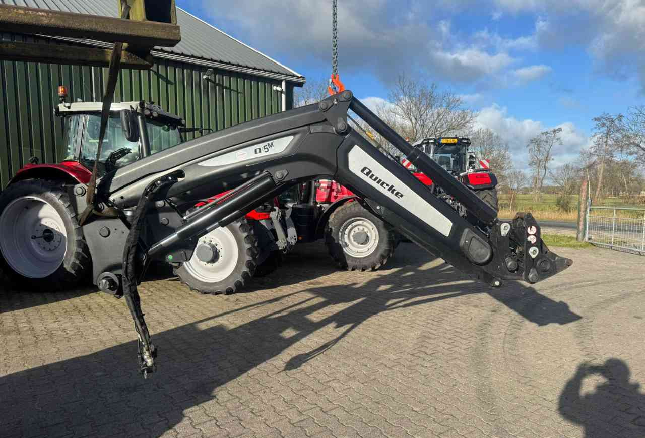 Quicke Q5M voorlader diversen tractoren - Front loader for tractor: picture 1 Quicke Q5M voorlader diversen tractoren - Front loader for tractor: picture 1