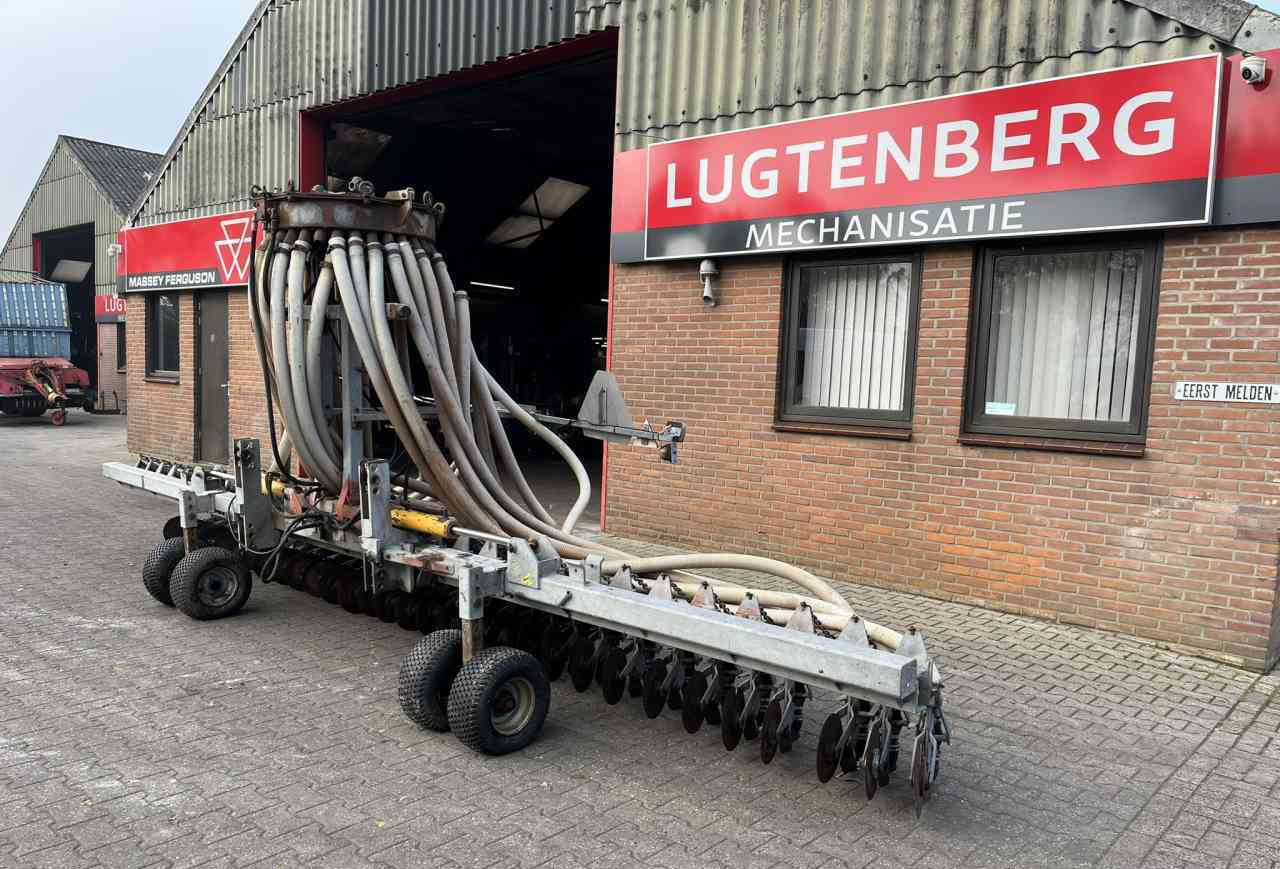 Slootsmid SK 6 M graslandbemester mestverwerking - Slurry injector: picture 2 Slootsmid SK 6 M graslandbemester mestverwerking - Slurry injector: picture 2
