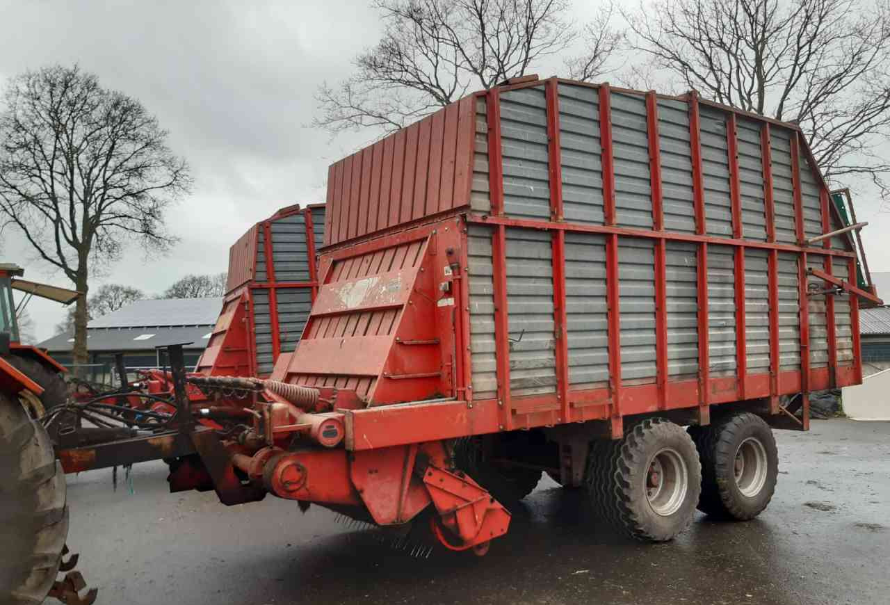 Taarup 1030 Ladewagen hooibouwmachines - Self-loading wagon: picture 1 Taarup 1030 Ladewagen hooibouwmachines - Self-loading wagon: picture 1