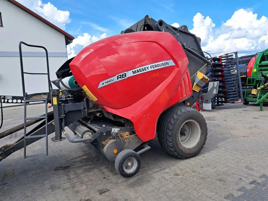 M-F MASSEY FERGUSON RB 4160V Xtra - Round baler: picture 1 M-F MASSEY FERGUSON RB 4160V Xtra - Round baler: picture 1