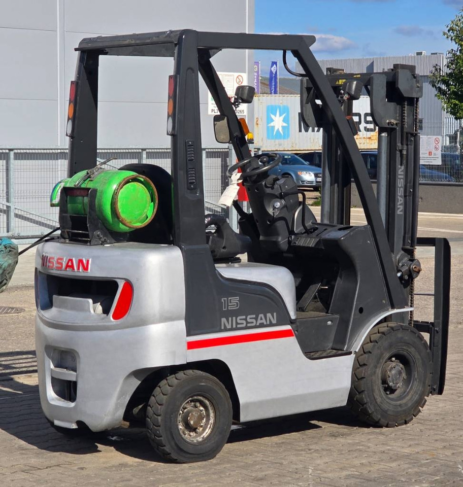 Nissan L01A15  - LPG forklift: picture 2 Nissan L01A15  - LPG forklift: picture 2