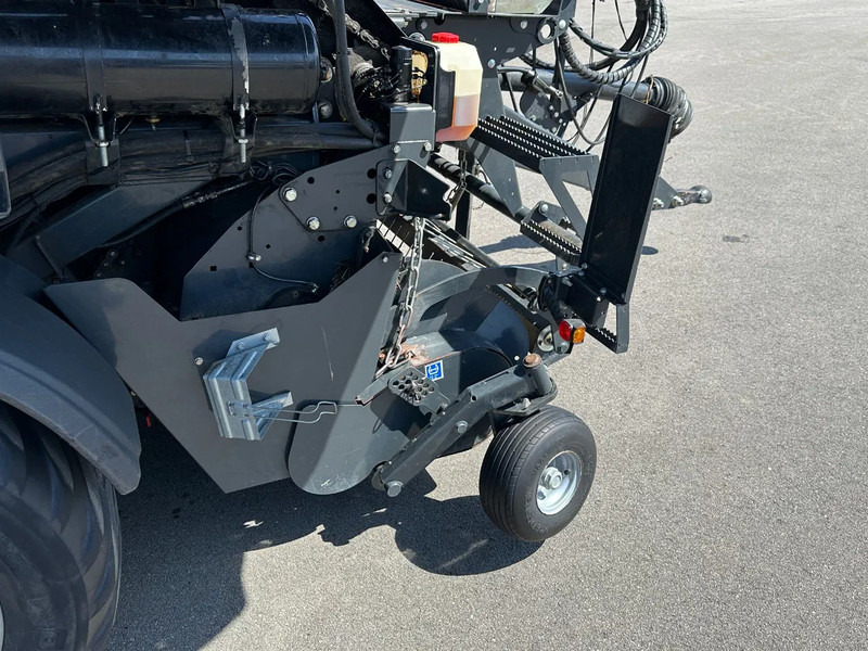 Agricultural machinery Kuhn FBP 3135: picture 13