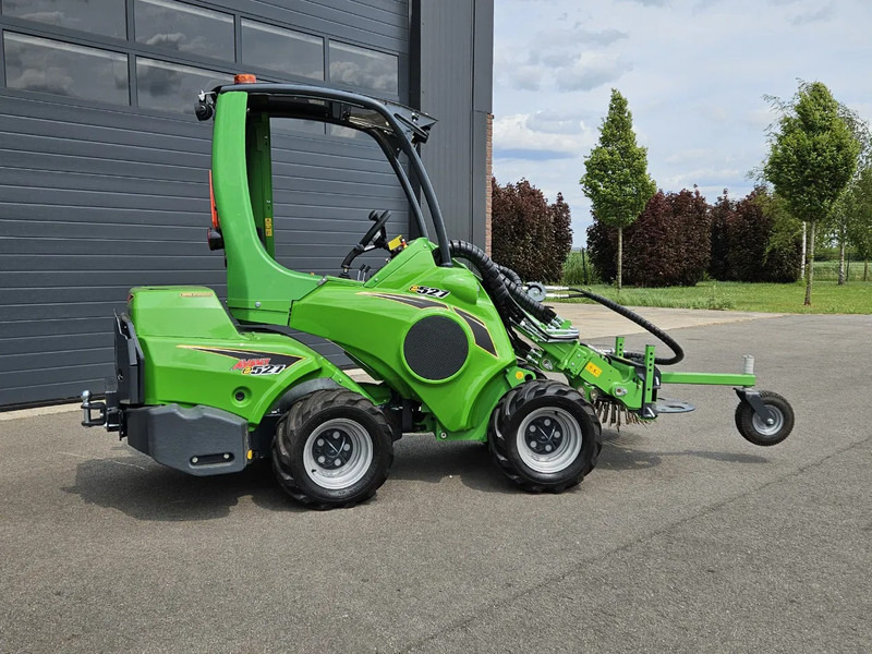 Avant E527 Rental mini-shovel - Compact track loader: picture 2 Avant E527 Rental mini-shovel - Compact track loader: picture 2