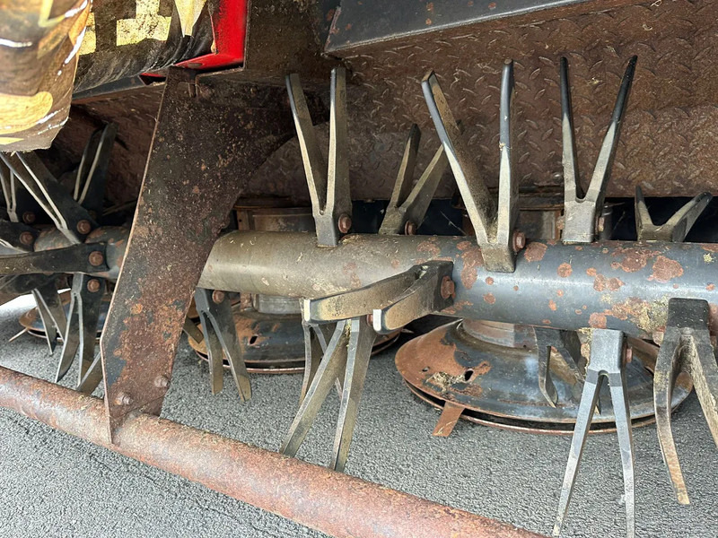 Leasing of Vicon KM 5.30F trommelmaaier Vicon KM 5.30F trommelmaaier: picture 11