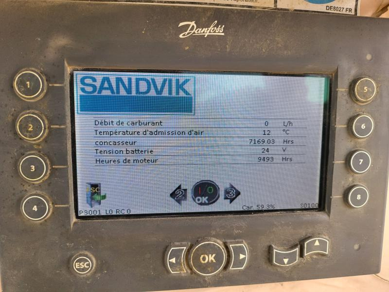 Impact crusher Sandvik QI441 HSSD + Screener: picture 24