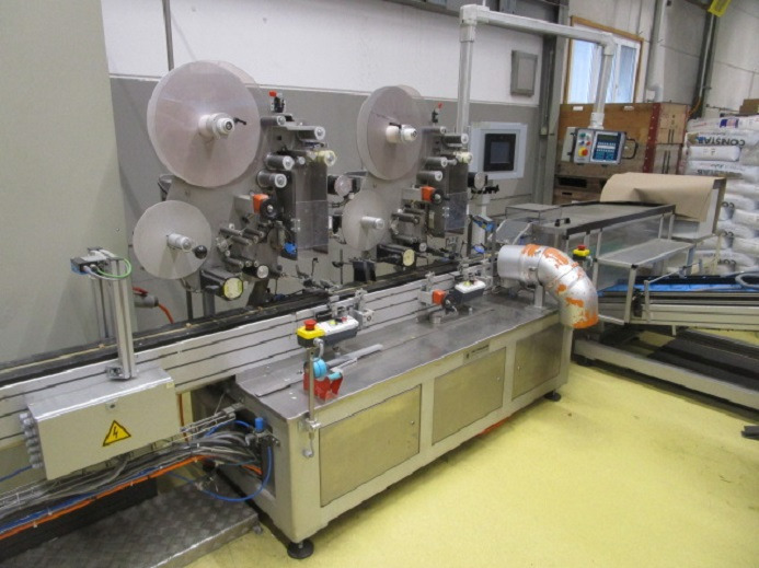 DECKEL ETIKETTIER ANLAGE SCHLEUTER GU 2 DO MIT 2xLÖFFELEINLEGESTATIONEN - Packaging machinery: picture 4 DECKEL ETIKETTIER ANLAGE SCHLEUTER GU 2 DO MIT 2xLÖFFELEINLEGESTATIONEN - Packaging machinery: picture 4