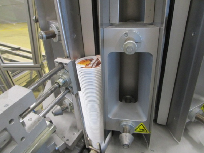 DECKEL ETIKETTIER ANLAGE SCHLEUTER GU 2 DU (RUNDLÄUFER) MIT LÖFFELEINLEGESTATION RNA SRC-N-630-1R - Packaging machinery: picture 5 DECKEL ETIKETTIER ANLAGE SCHLEUTER GU 2 DU (RUNDLÄUFER) MIT LÖFFELEINLEGESTATION RNA SRC-N-630-1R - Packaging machinery: picture 5