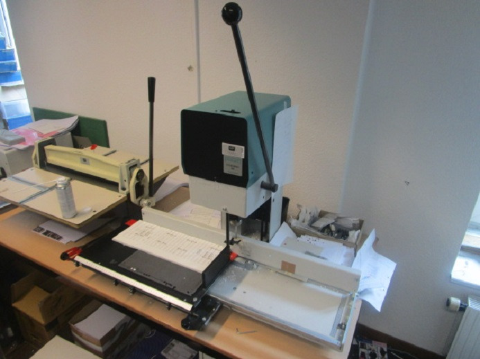 EINSPINDELBOHRMASCHINE NAGEL CITOBORMA 180 - Printing machinery: picture 1 EINSPINDELBOHRMASCHINE NAGEL CITOBORMA 180 - Printing machinery: picture 1