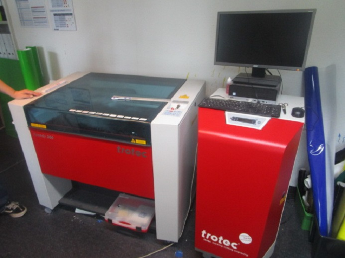 LASER CUTTER TROTEC SPEEDY 360 (Gravieren, Schneiden) - Paper cutting machine: picture 1 LASER CUTTER TROTEC SPEEDY 360 (Gravieren, Schneiden) - Paper cutting machine: picture 1
