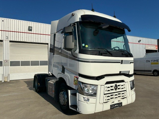 Renault Trucks T - Tractor unit: picture 2 Renault Trucks T - Tractor unit: picture 2