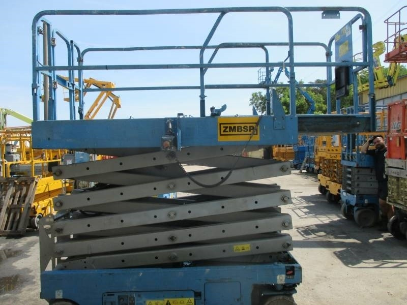 Genie GS 3246 - Scissor lift: picture 3 Genie GS 3246 - Scissor lift: picture 3