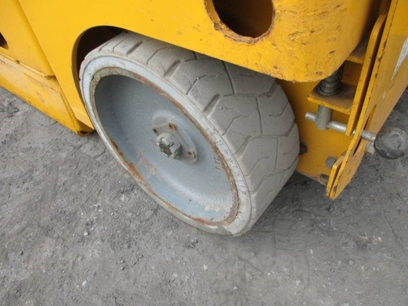 Scissor lift Haulotte Compact 14: picture 9